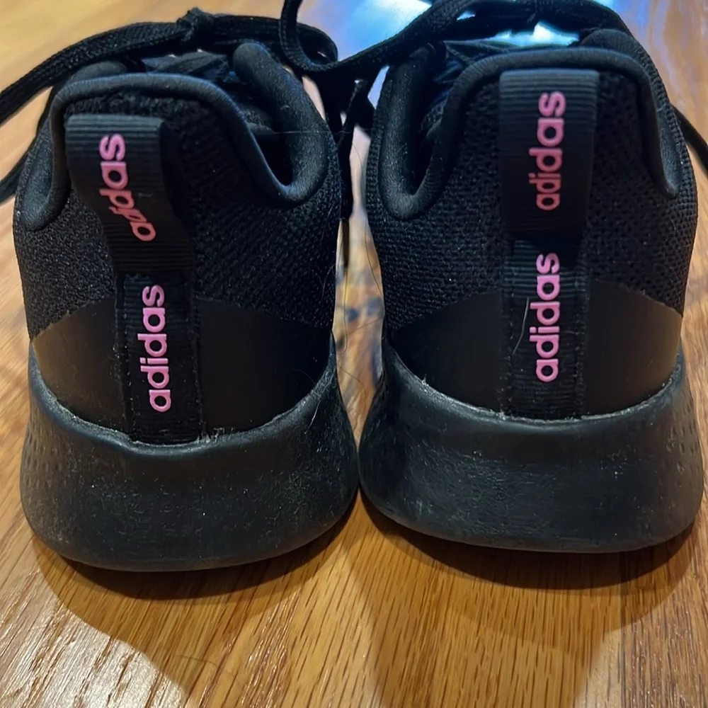 EUC Women’s Adidas Cloudfoam Sneakers - Picture 6 of 13